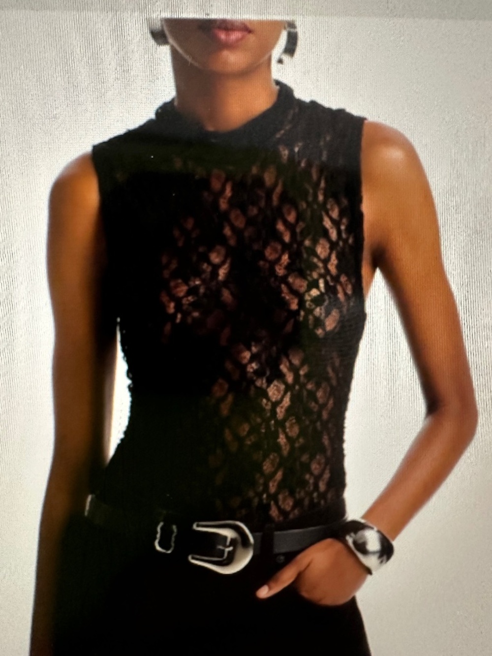 FRAME DENIM SLEEVELESS BLACK LACE TOP. XS